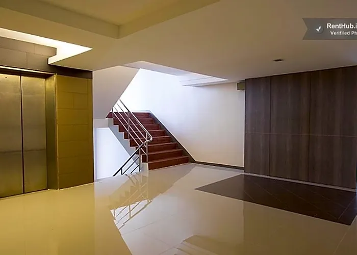 Lee Garden Hotel
