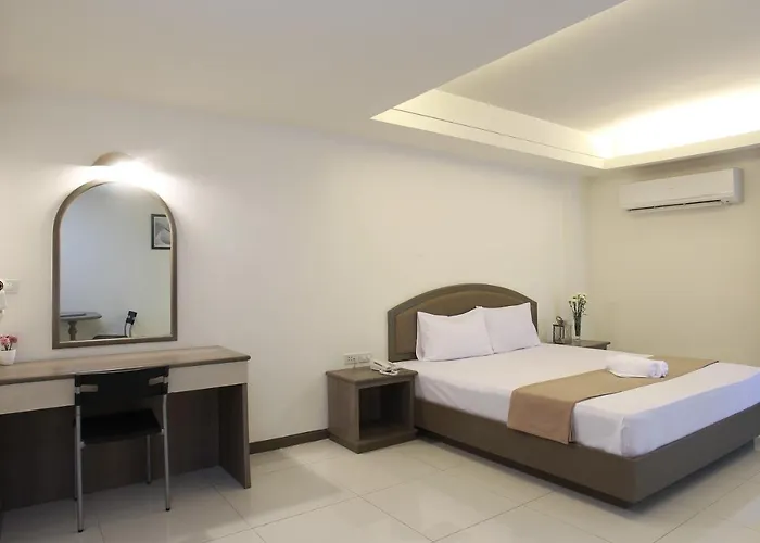 Lee Garden 4*